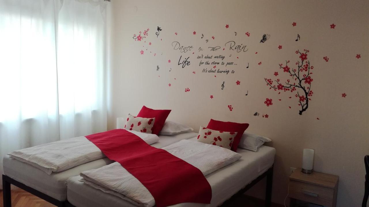 Apartma Ema Изола Экстерьер фото